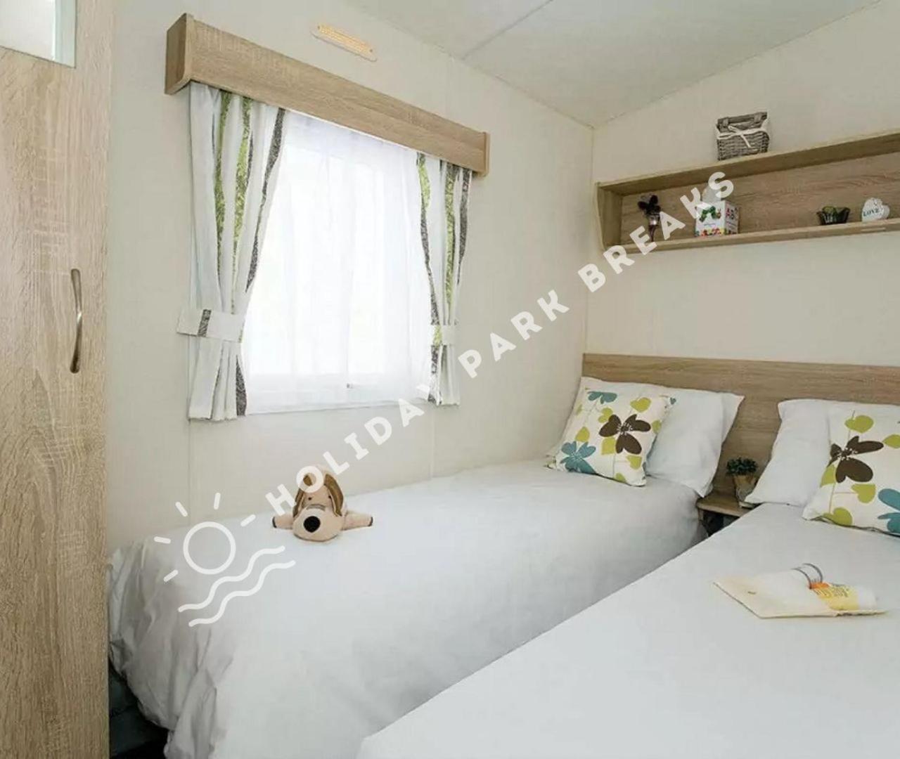 Bronze 2 Bed Βίλα Selsey Εξωτερικό φωτογραφία
