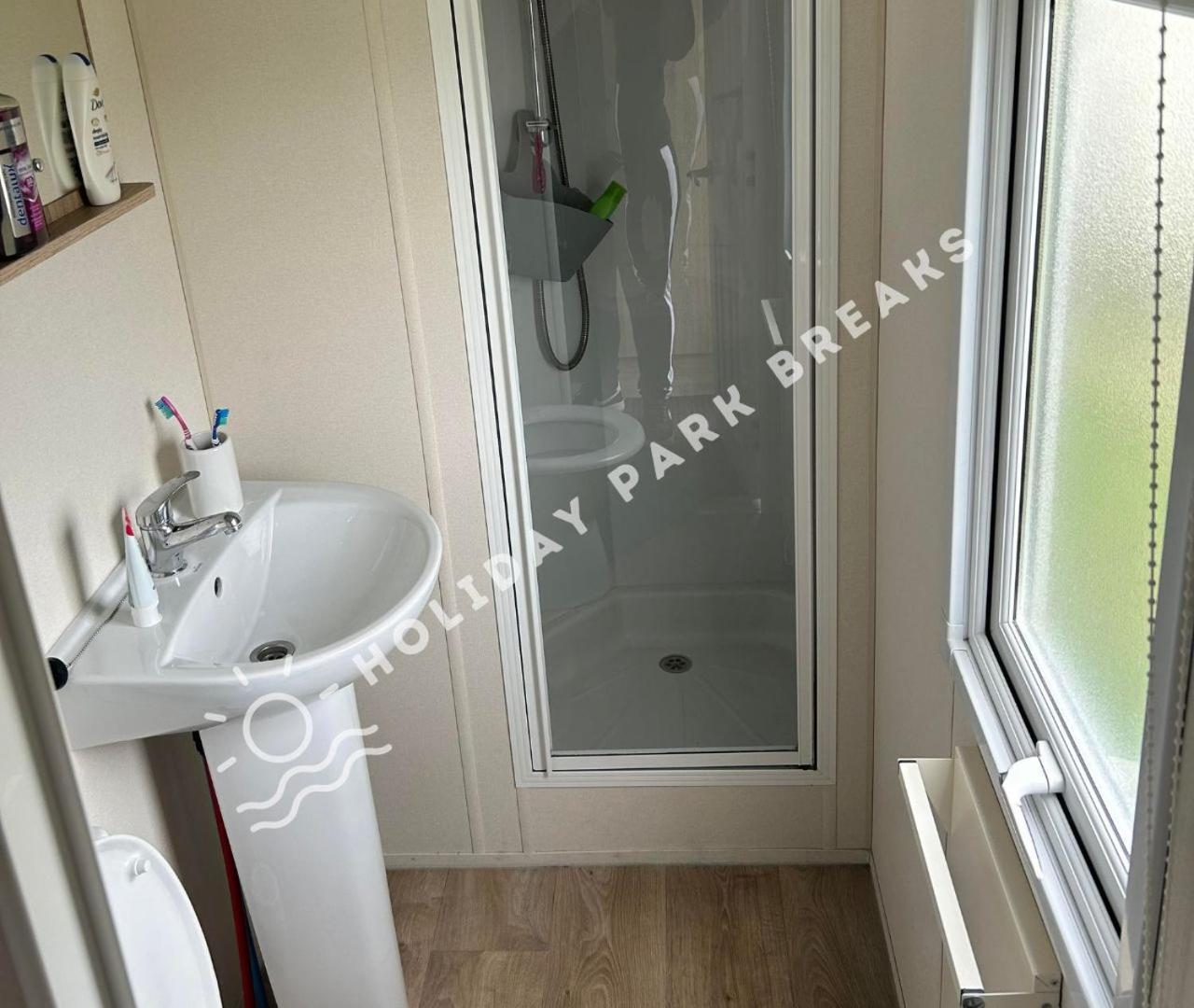 Bronze 2 Bed Βίλα Selsey Εξωτερικό φωτογραφία